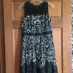 NWT Ann Taylor floral/lace formal dress